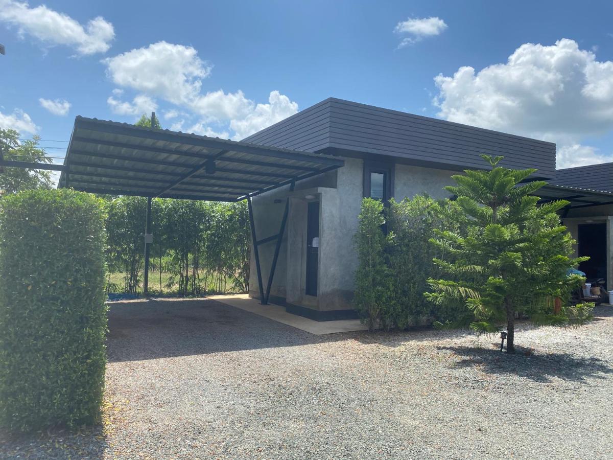 The Loft House Sakaeo Hotel Watthana Nakhon Buitenkant foto