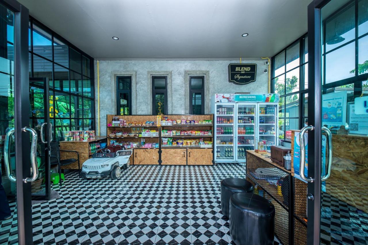 The Loft House Sakaeo Hotel Watthana Nakhon Buitenkant foto