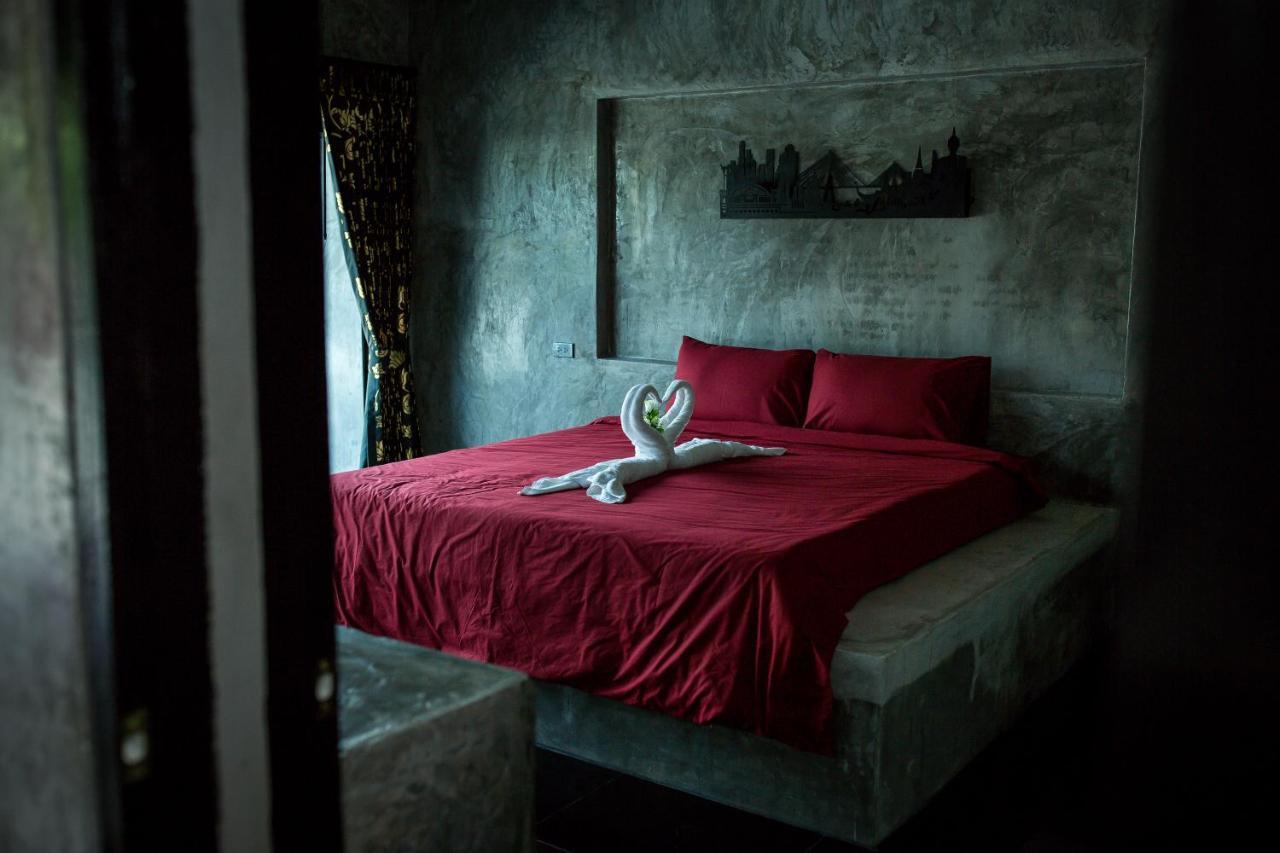 The Loft House Sakaeo Hotel Watthana Nakhon Buitenkant foto