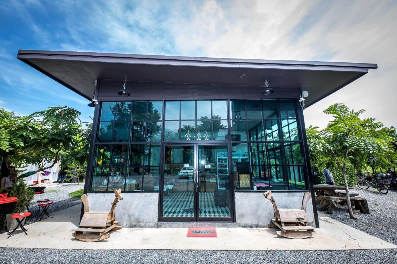 The Loft House Sakaeo Hotel Watthana Nakhon Buitenkant foto